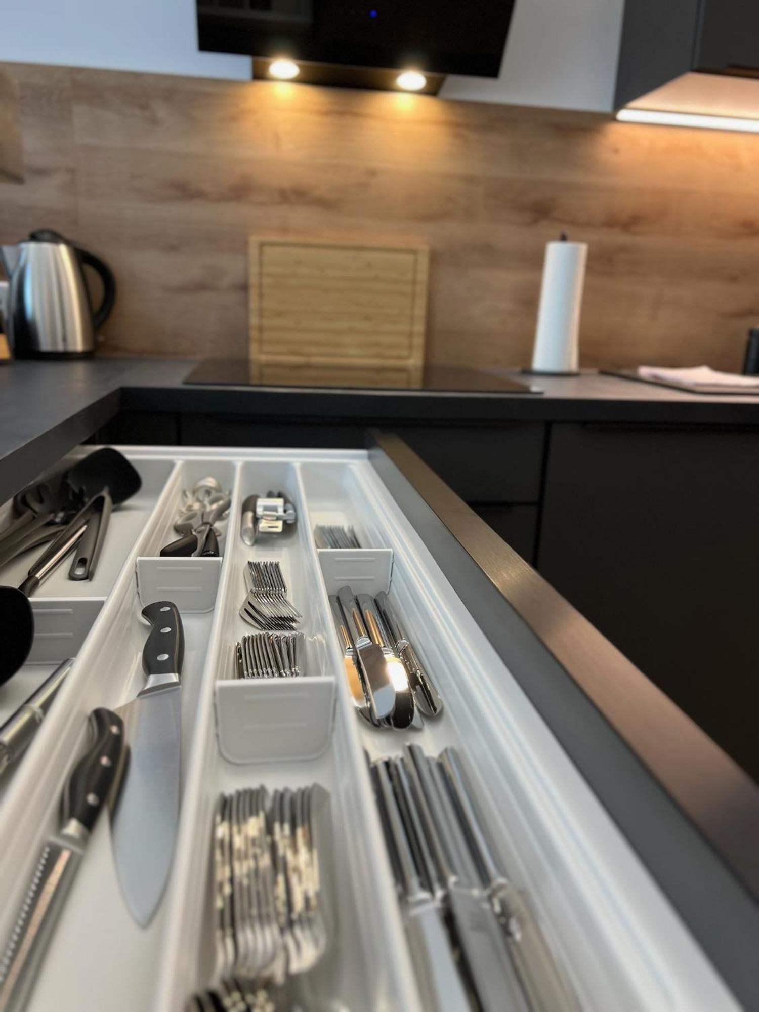 Neu! City-Loft-Apartment Im Goethe Palais I 5P I Lift I Parkplatz I Zentrum I Helios Aue  Zewnętrze zdjęcie