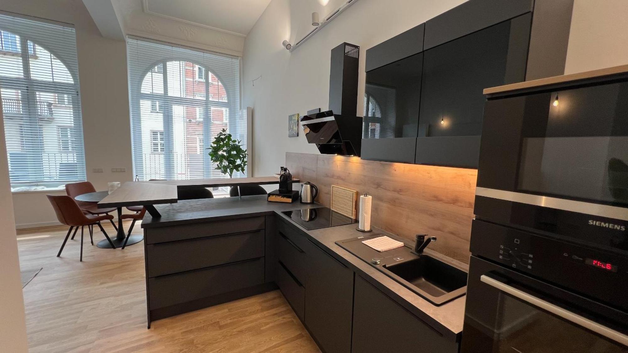 Neu! City-Loft-Apartment Im Goethe Palais I 5P I Lift I Parkplatz I Zentrum I Helios Aue  Zewnętrze zdjęcie